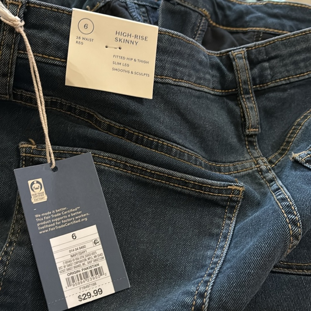 Universal Thread dark blue high rise skinny denim jeans Size 6 /28 waist - Picture 13 of 17